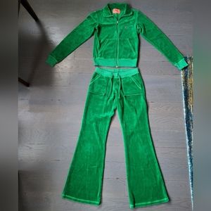 Authentic Y2K Vintage 2000s Juicy Couture velour tracksuit green Size P/XS